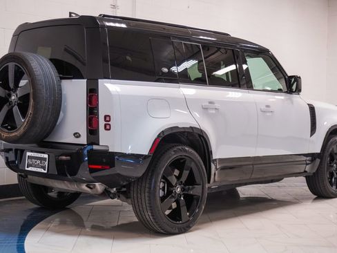 Used 2023 Land Rover Defender 110 X-Dynamic SE AWD/4WD image 35
