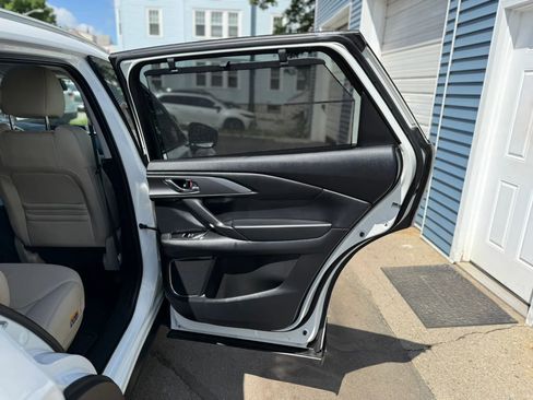 Used 2022 MAZDA CX-9 Touring Plus AWD/4WD image 38