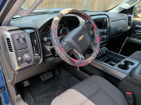 Used 2018 Chevrolet Silverado 1500 LT w/ Texas Edition RWD image 9
