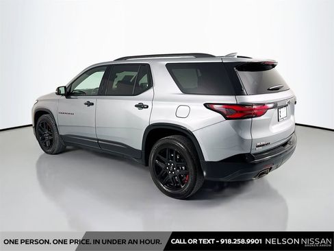 Used 2024 Chevrolet Traverse Premier w/ Redline Edition AWD/4WD image 7