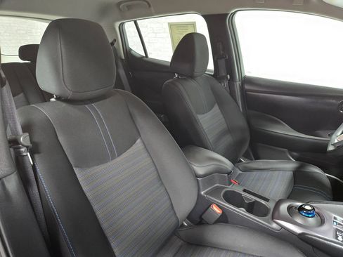 Used 2023 Nissan Leaf S FWD image 44