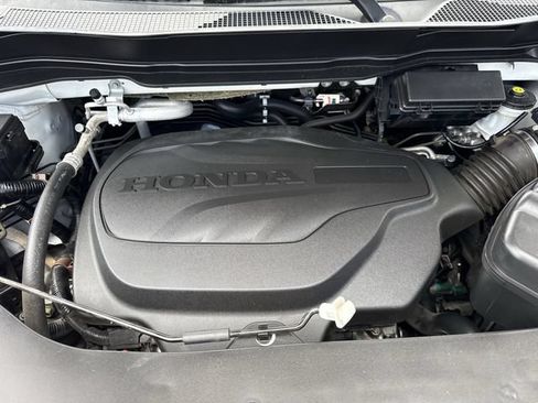 Used 2020 Honda Pilot EX image 32