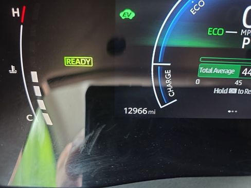 Used 2026 Toyota Camry LE FWD image 25