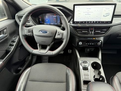 Certified 2024 Ford Escape ST-Line w/ Tech Pack #1 image 8