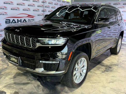 Used 2021 Jeep Grand Cherokee L Summit w/ Luxury Tech Group V AWD/4WD image 41