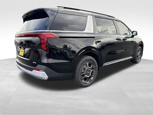 New 2026 Kia Carnival EX image 8