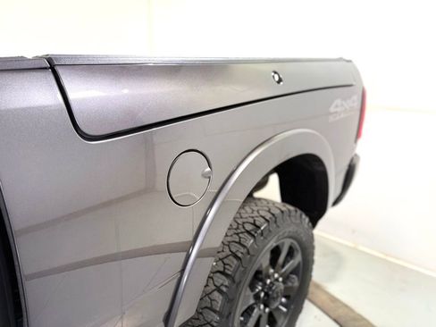 Used 2022 RAM 2500 Laramie w/ Night Edition AWD/4WD image 8