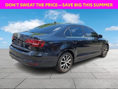 Used 2017 Volkswagen Jetta SE FWD image 8