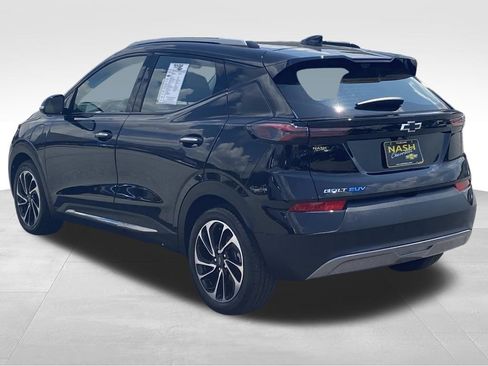 Used 2022 Chevrolet Bolt EUV Premier w/ Sun & Sound Package image 5