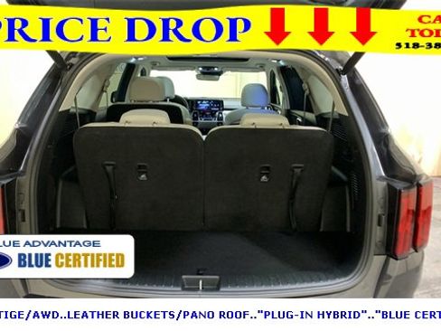 Used 2023 Kia Sorento SX Prestige image 24