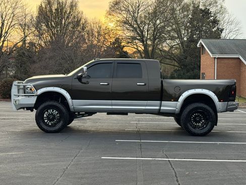 Used 2014 RAM 3500 Laramie image 2