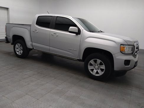 Used 2018 GMC Canyon SLE w/ SLE Convenience Package RWD image 11