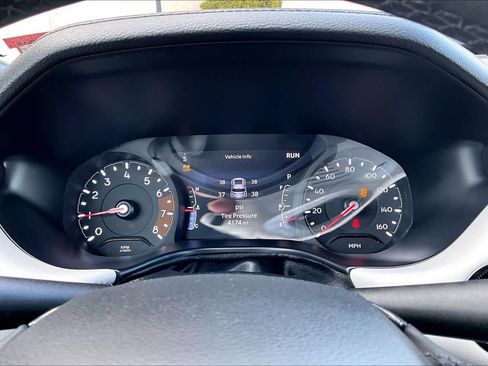 Used 2025 Jeep Compass Limited w/ Sun & Sound Group image 26