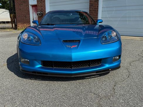 Used 2008 Chevrolet Corvette Z06 w/ Preferred Equipment Group RWD image 10