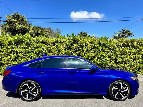 Used 2018 Honda Accord Sport image 4