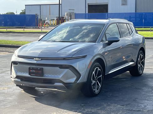 Used 2024 Chevrolet Equinox EV LT AWD/4WD image 5