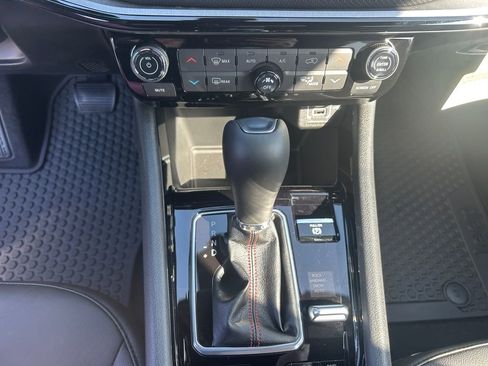 New 2026 Jeep Compass Trailhawk AWD/4WD image 20