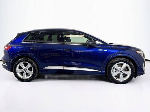 Used 2024 Audi Q4 e-tron Premium w/ Convenience Package image 4