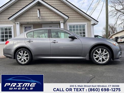 Used 2011 INFINITI G37 x Sedan w/ Premium Pkg image 8