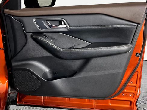 Used 2021 Nissan Rogue SL FWD image 28