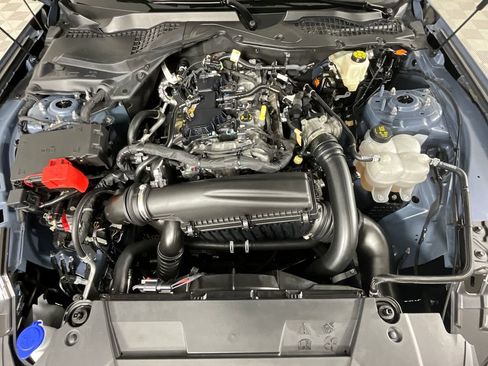 Used 2025 Ford Mustang Coupe RWD image 20