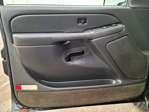 Used 2004 Chevrolet Silverado 1500 4x4 Regular Cab image 8