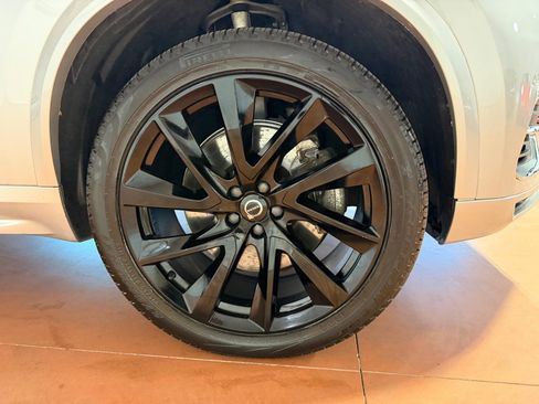 Used 2022 Volvo XC90 T8 Inscription Expression w/ Advanced Package image 12