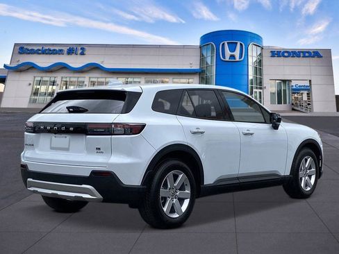 New 2026 Honda Prologue EX image 4