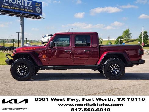 Used 2021 Jeep Gladiator Mojave AWD/4WD image 4