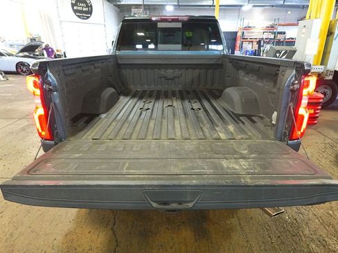 Used 2020 Chevrolet Silverado 2500 LTZ w/ LTZ Plus Package image 27