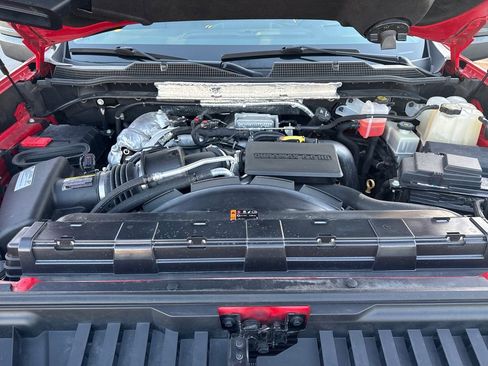 Used 2020 Chevrolet Silverado 2500 LTZ w/ LTZ Plus Package image 28