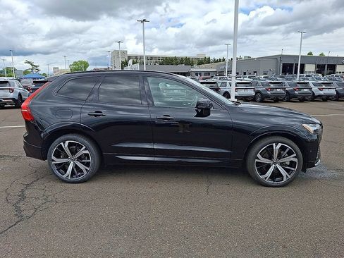 Used 2023 Volvo XC60 B6 Ultimate w/ Protection Package Premier AWD/4WD image 7
