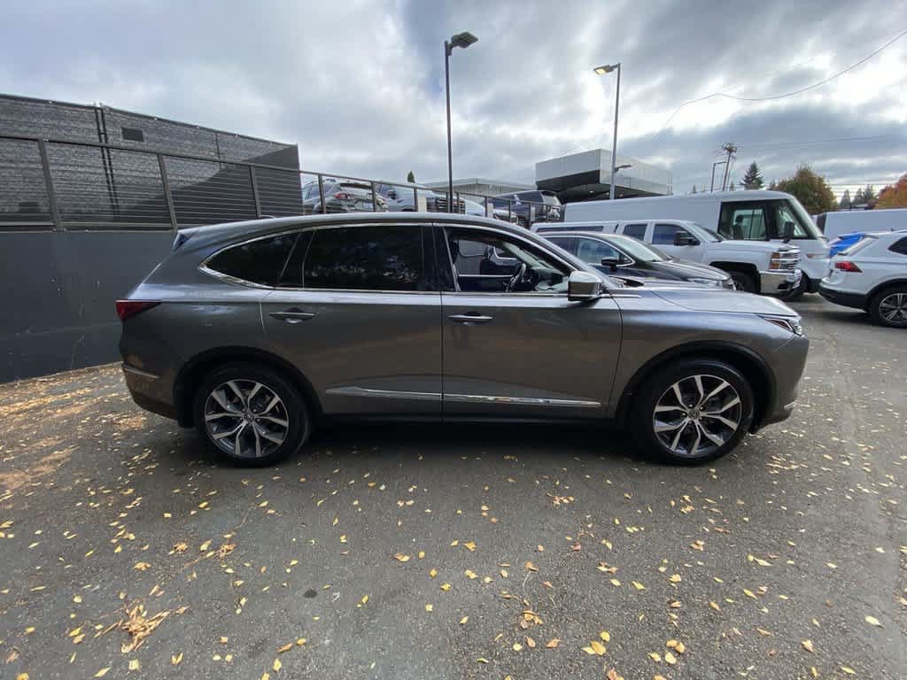 Used 2023 Acura MDX w/ Technology Package AWD/4WD image 7