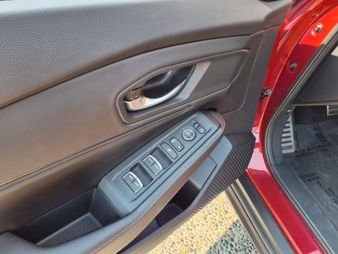 Used 2023 Honda Accord Sport image 11