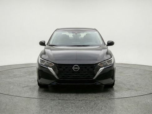 Used 2025 Nissan Sentra SV FWD image 2