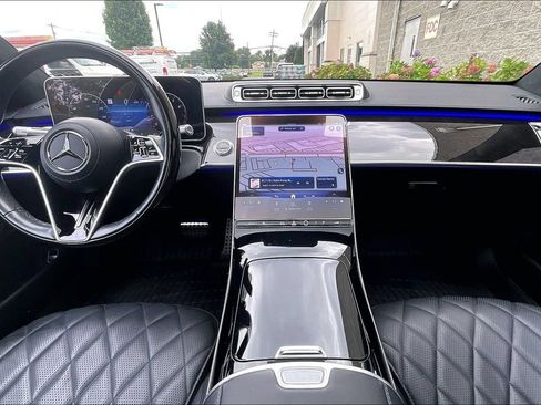 Certified 2023 Mercedes-Benz S 580 4MATIC Sedan image 15