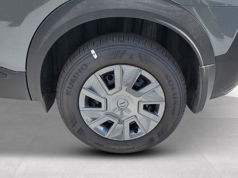 New 2026 Nissan Kicks S image 8