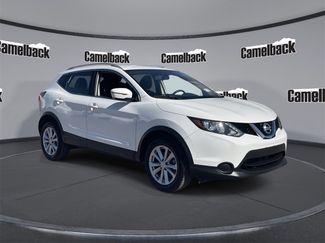 Used 2017 Nissan Rogue Sport SV video 1