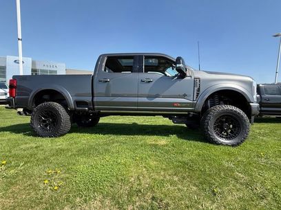 New 2026 Ford F250 Lariat w/ Lariat Ultimate Package