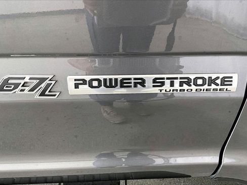 Used 2022 Ford F250 XLT w/ XLT Value Package image 7