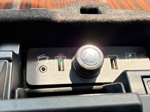 Used 2016 Land Rover Range Rover Supercharged AWD/4WD image 37