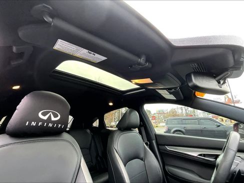 Used 2023 INFINITI QX55 Essential image 14