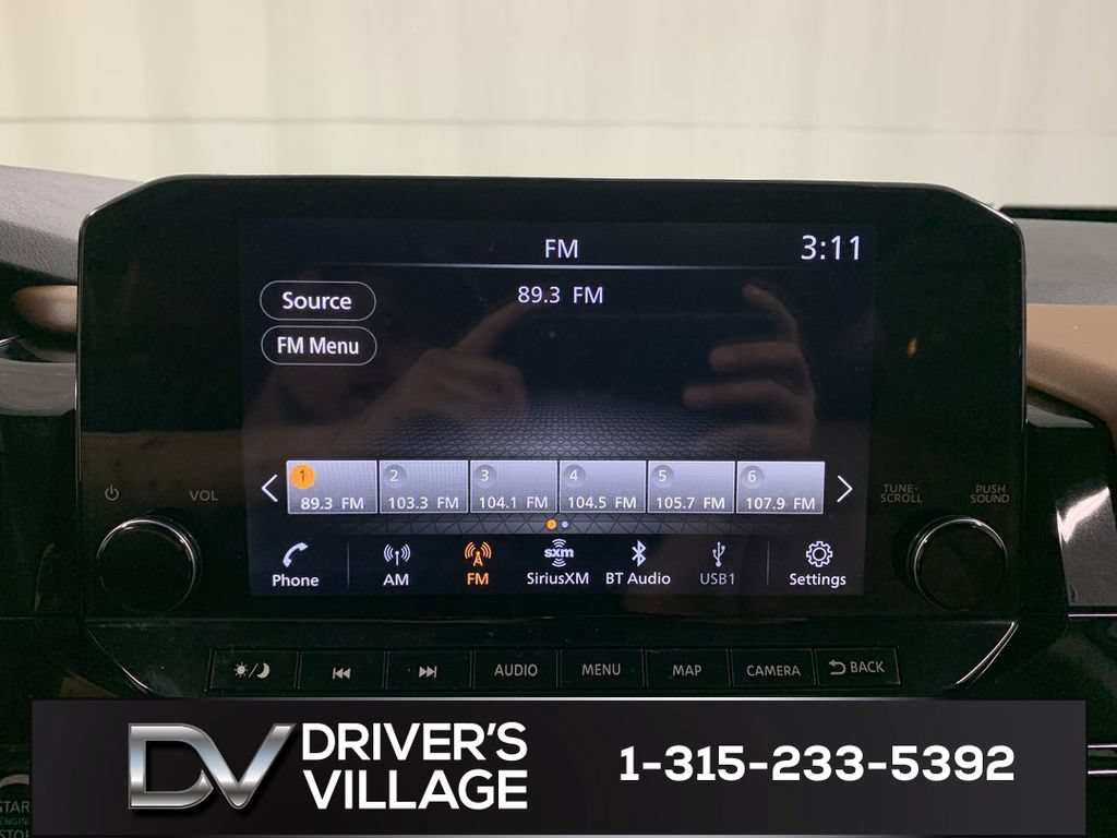 Used 2023 Nissan Pathfinder Platinum w/ Cargo Package AWD/4WD image 14