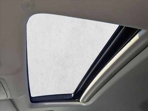 Used 2021 Honda Accord EX-L image 18