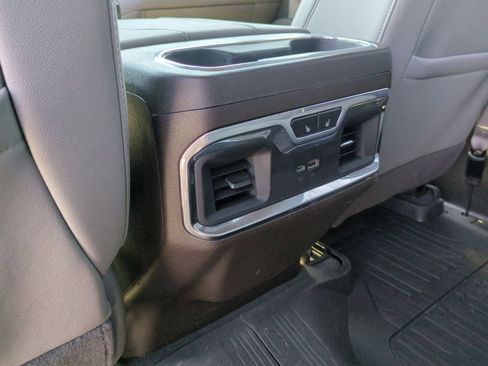 Certified 2025 GMC Sierra 2500 SLT w/ SLT Premium Package AWD/4WD image 18