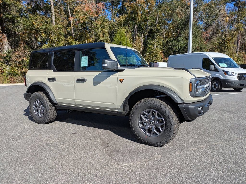 New 2025 Ford Bronco Badlands AWD/4WD image 2