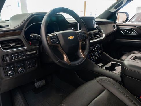 Used 2024 Chevrolet Tahoe High Country w/ Advanced Technology Package AWD/4WD image 11