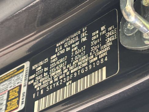 Used 2026 Kia Sportage LX FWD image 29