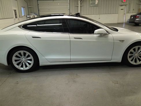 Used 2016 Tesla Model S 90D AWD/4WD image 9