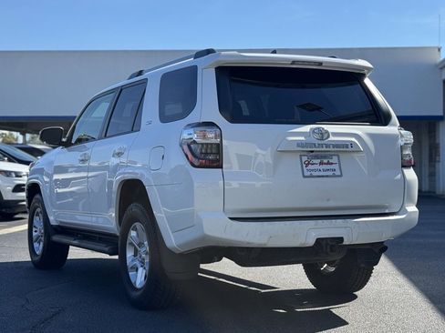 Used 2022 Toyota 4Runner SR5 Premium image 5